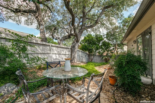7702 WEXFORD CV, San Antonio, TX 78240