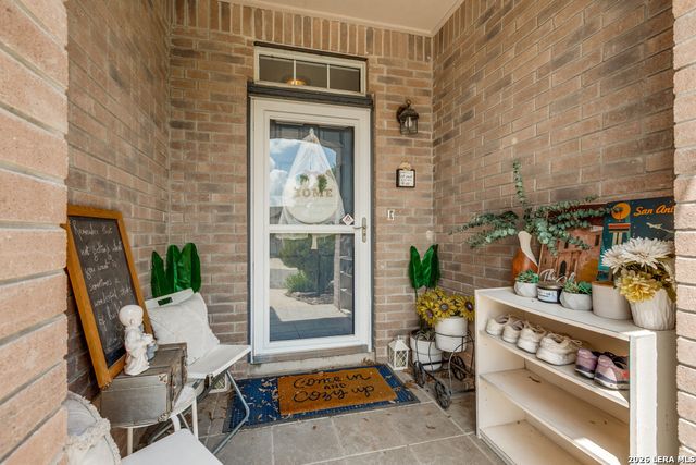 7702 WEXFORD CV, San Antonio, TX 78240