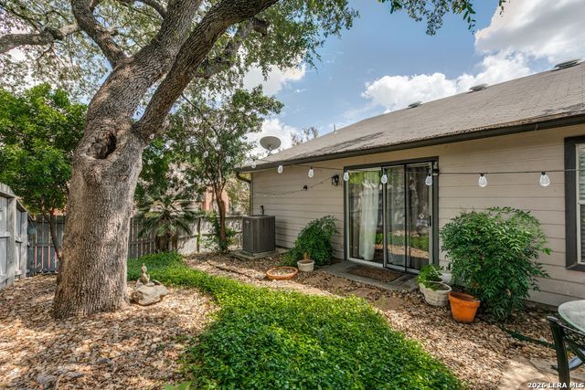 7702 WEXFORD CV, San Antonio, TX 78240