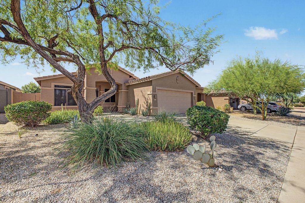 17551 W CARDINAL Drive, Goodyear, AZ 85338 — photo 2