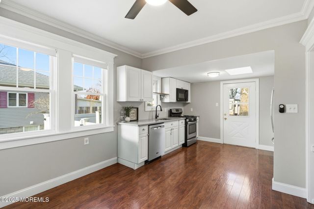 307 Pine Street, Lakehurst, NJ 08733