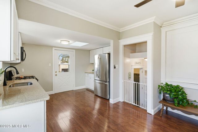 307 Pine Street, Lakehurst, NJ 08733