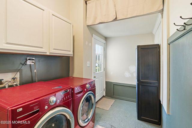 307 Pine Street, Lakehurst, NJ 08733