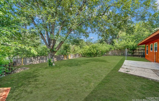 123 Westknoll, San Antonio, TX 78227