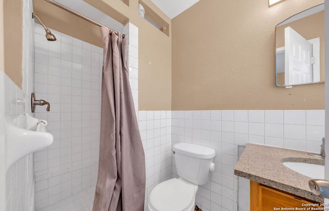 123 Westknoll, San Antonio, TX 78227
