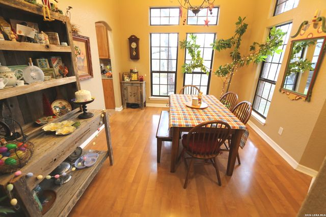 124 Rosewood Dr, La Vernia, TX 78121