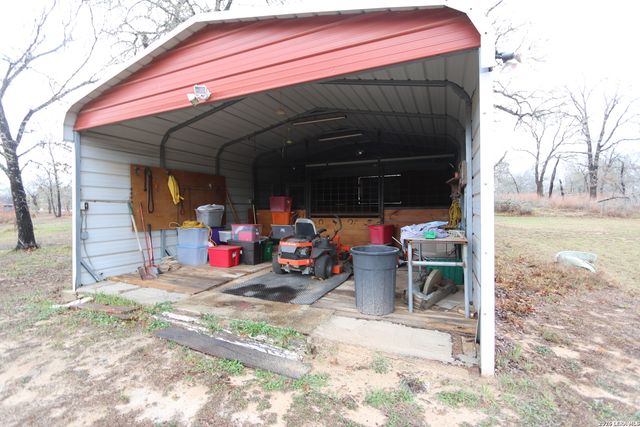 124 Rosewood Dr, La Vernia, TX 78121