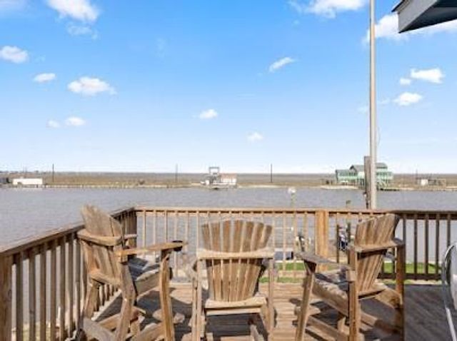 501 Cr 230, Sargent, TX 77414