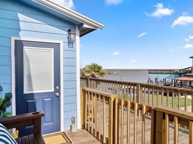 501 Cr 230, Sargent, TX 77414