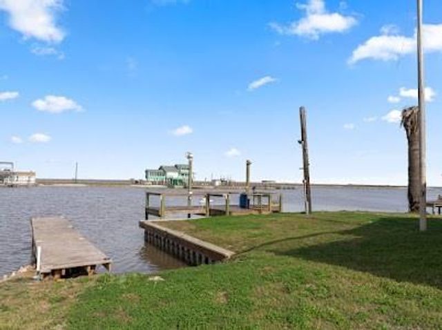 501 Cr 230, Sargent, TX 77414