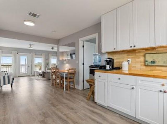 501 Cr 230, Sargent, TX 77414