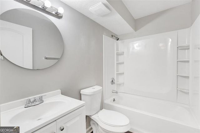 2390 Lawrenceville Highway K, Decatur, GA 30033