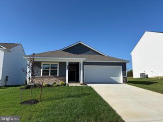 645 ARMSTRONG AVE, Hagerstown, MD 21740