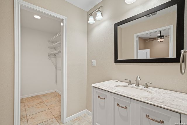 6005 Covers Cv, Schertz, TX 78108