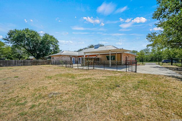 6005 Covers Cv, Schertz, TX 78108