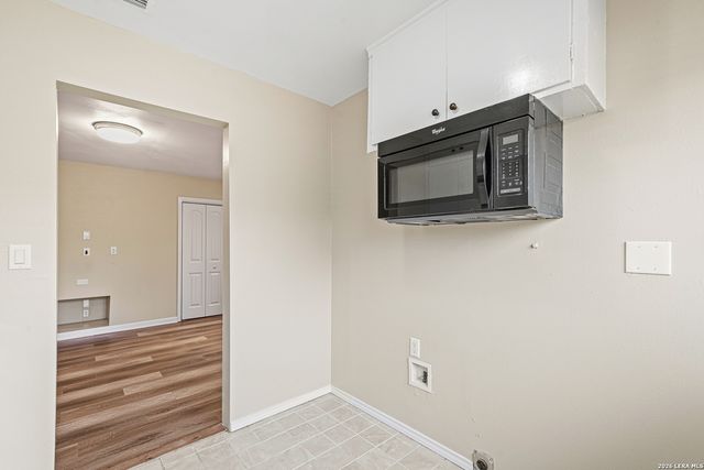 6005 Covers Cv, Schertz, TX 78108