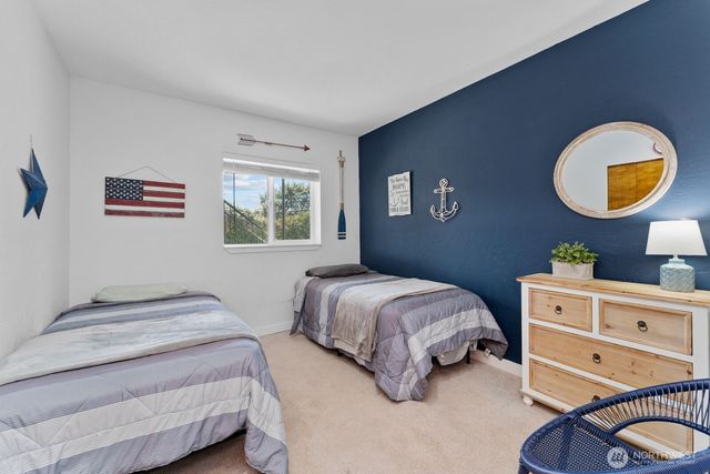 703 Boetzkes Avenue, Manson, WA 98831