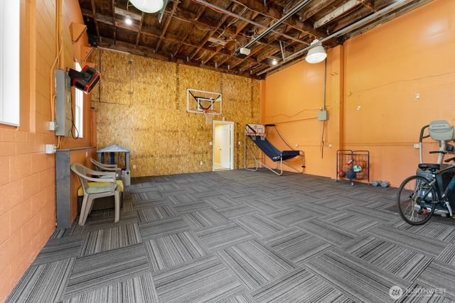 703 Boetzkes Avenue, Manson, WA 98831