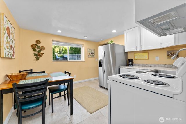 703 Boetzkes Avenue, Manson, WA 98831