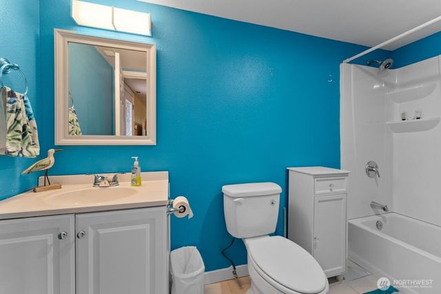 703 Boetzkes Avenue, Manson, WA 98831