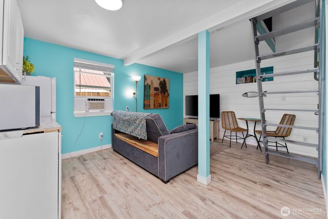 703 Boetzkes Avenue, Manson, WA 98831