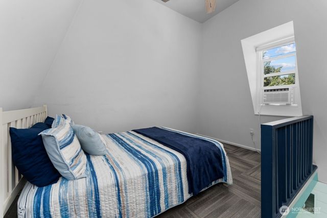 703 Boetzkes Avenue, Manson, WA 98831