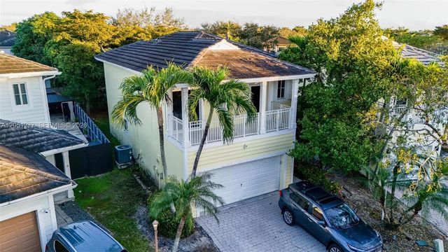 357 NE 35th Ter, Homestead, FL 33033