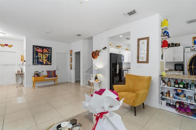 357 NE 35th Ter, Homestead, FL 33033
