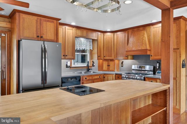 2256 HIGH ST, Elizabethtown, PA 17022