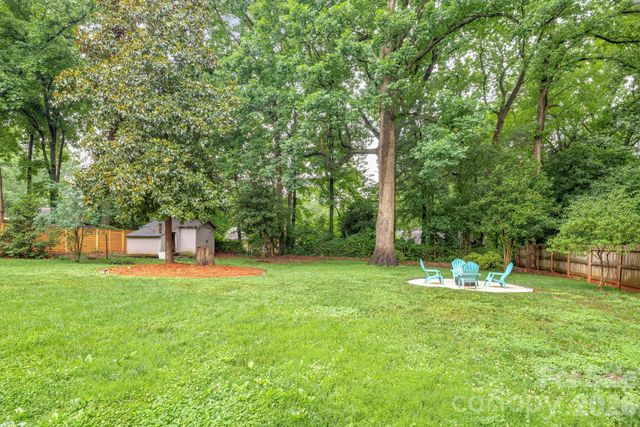3227 Driftwood Drive, Charlotte, NC 28205