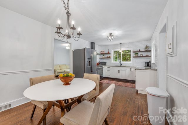 3227 Driftwood Drive, Charlotte, NC 28205