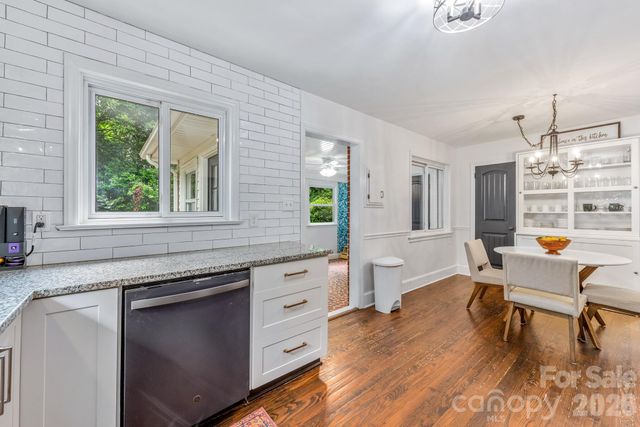 3227 Driftwood Drive, Charlotte, NC 28205