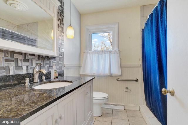 1698 ALTLAND AVE, York, PA 17404