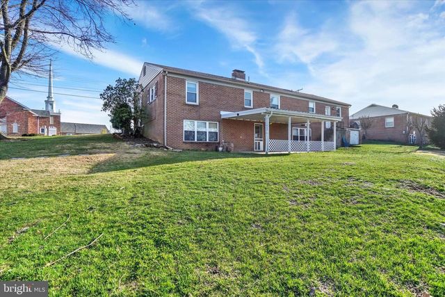 1698 ALTLAND AVE, York, PA 17404