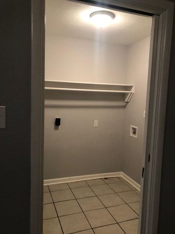 503 Willow Avenue, Cleveland, TX 77327