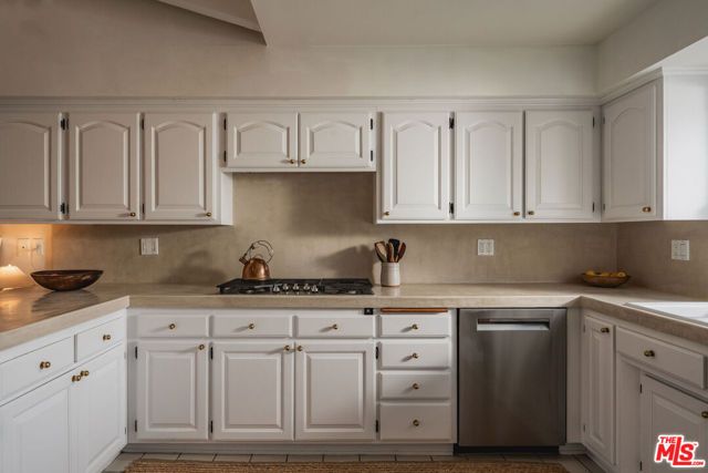 29328 Heathercliff Road, Malibu, CA 90265