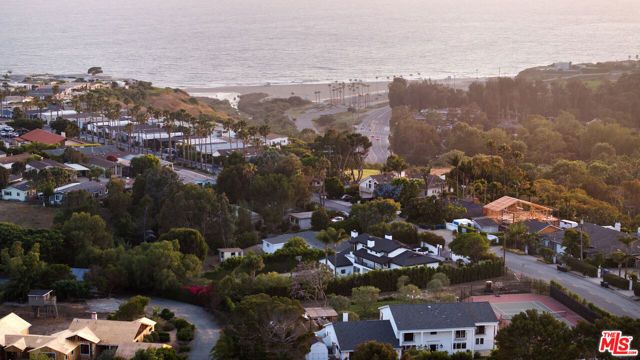 29328 Heathercliff Road, Malibu, CA 90265