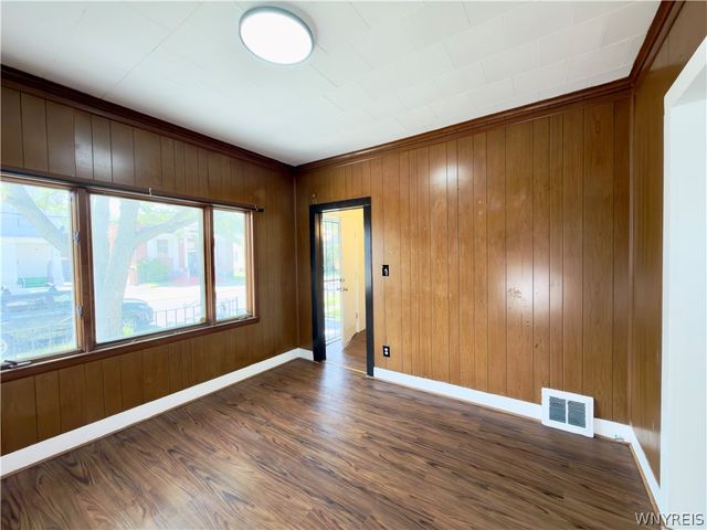 75 Edison Avenue, Buffalo, NY 14215