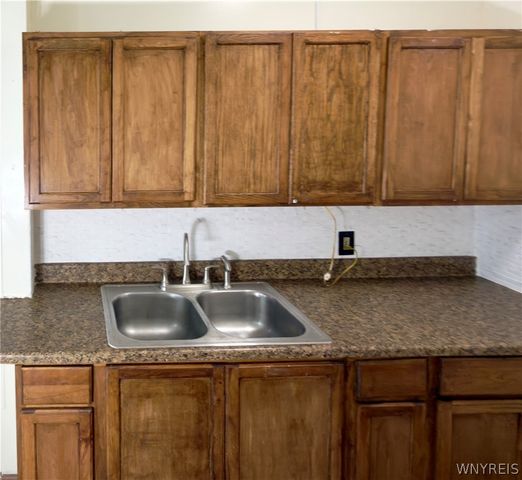 75 Edison Avenue, Buffalo, NY 14215
