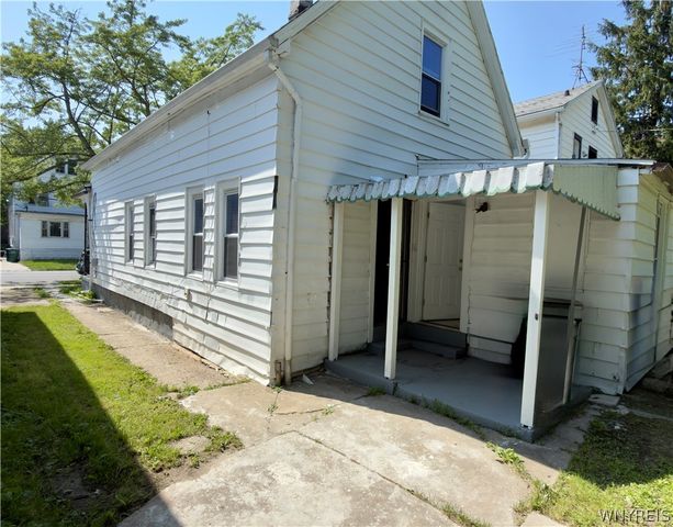 75 Edison Avenue, Buffalo, NY 14215