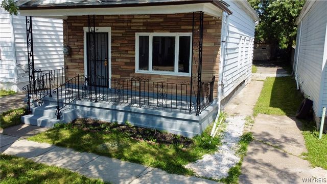 75 Edison Avenue, Buffalo, NY 14215