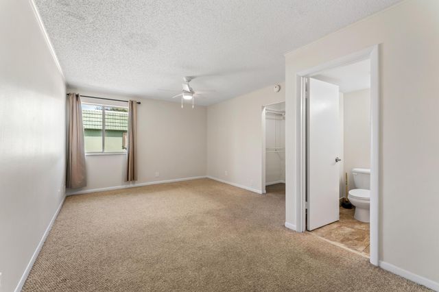 1840 Fairview Villas Drive 3, Palm Springs, FL 33406