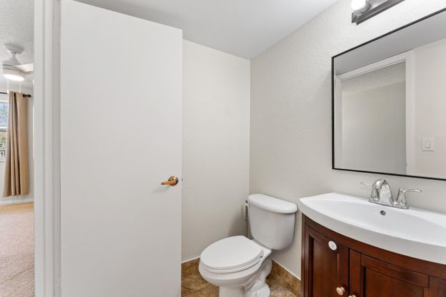 1840 Fairview Villas Drive 3, Palm Springs, FL 33406