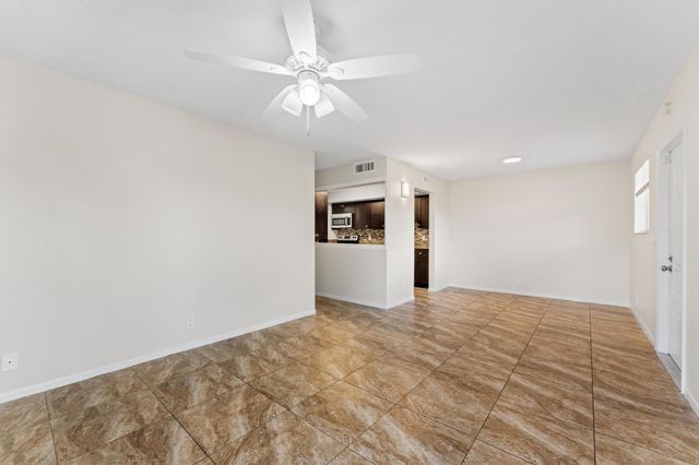 1840 Fairview Villas Drive 3, Palm Springs, FL 33406