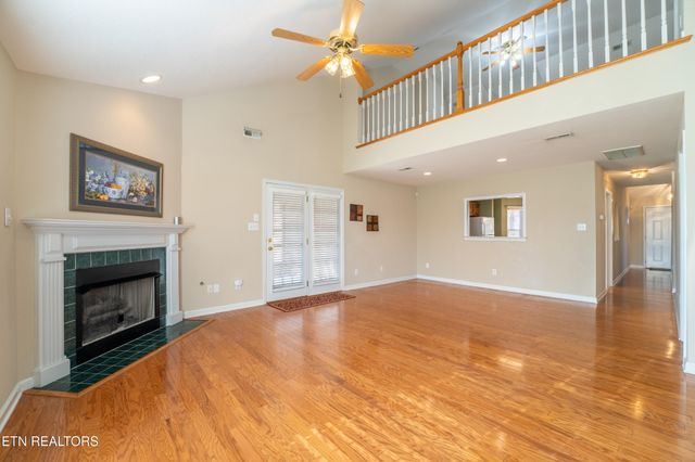 7546 Saint Baron Way, Powell, TN 37849