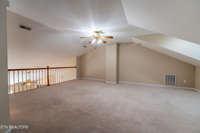 7546 Saint Baron Way, Powell, TN 37849