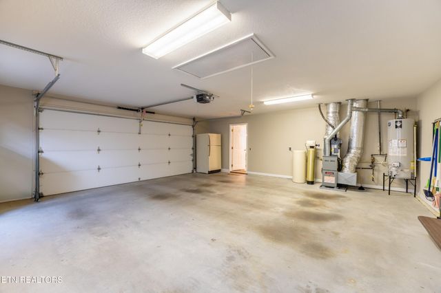 7546 Saint Baron Way, Powell, TN 37849