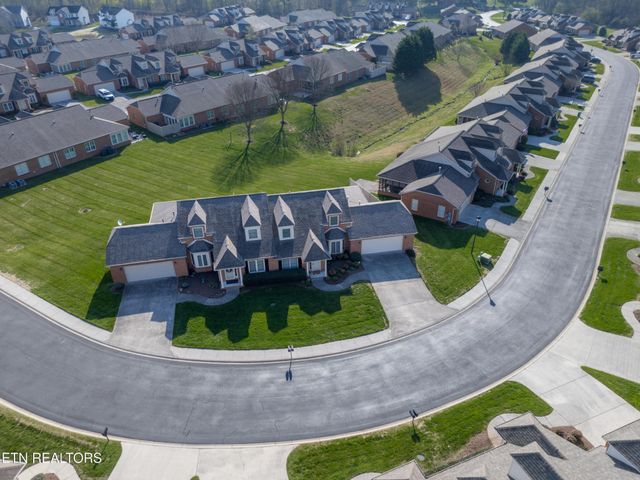 7546 Saint Baron Way, Powell, TN 37849