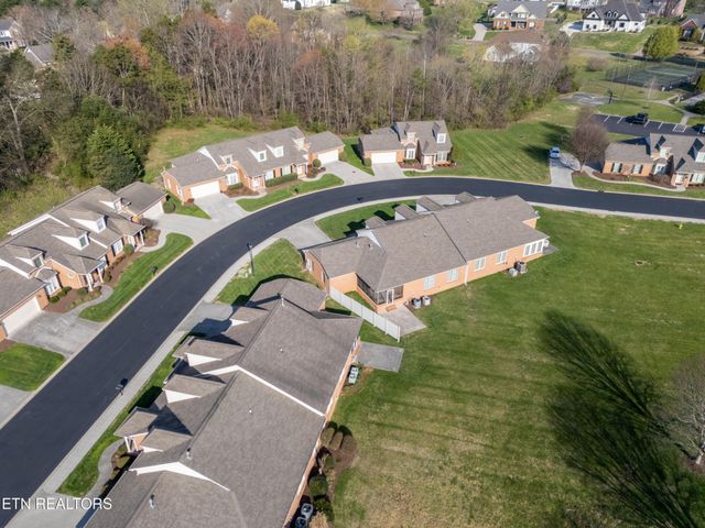 7546 Saint Baron Way, Powell, TN 37849