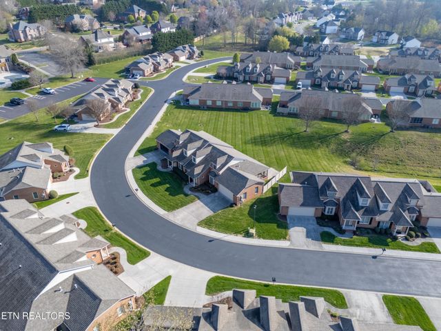 7546 Saint Baron Way, Powell, TN 37849